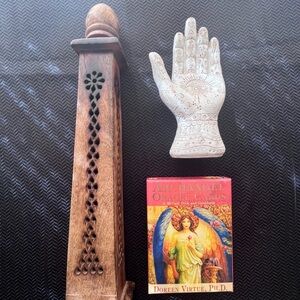 *3(some) Wooden Incense Holder and Decorative Hand with Oracle Cards